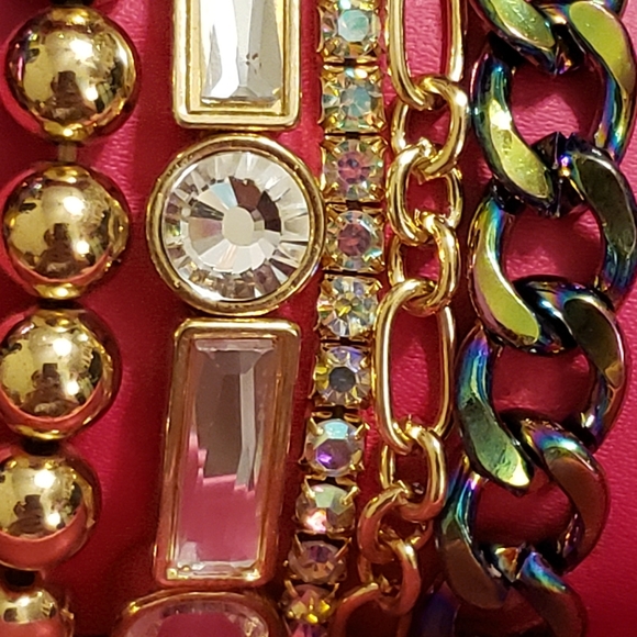 Betsey Johnson Watch and set of 5 bracelets - Picture 7 of 15